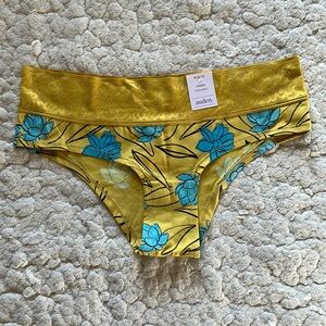 Auden panty yellow lace & blue lotus flower NWT